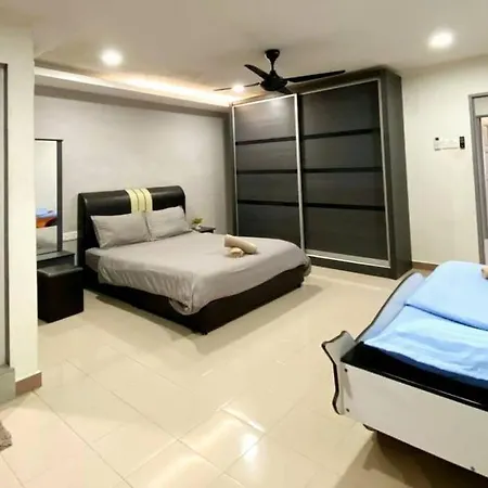 Modern Stylish Double Storey 5Room 9Pax @Icon City